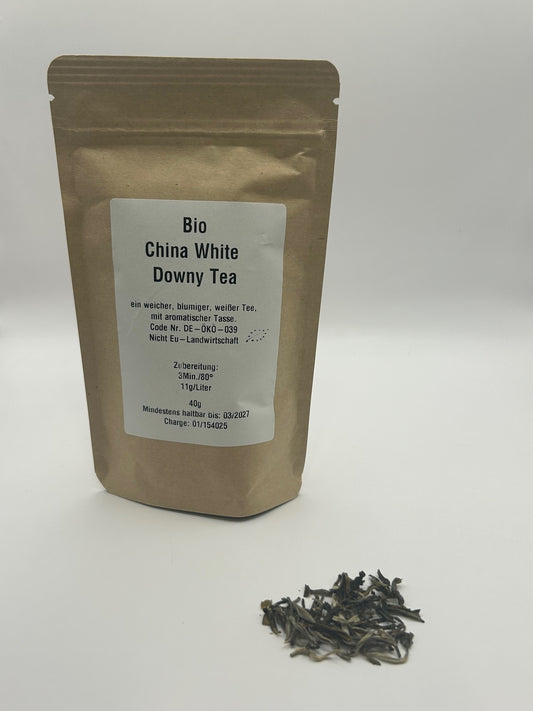 Weißer Bio-Tee White Downey lose mit feinen, flauschigen Blattknospen – Produkt von Weinamt